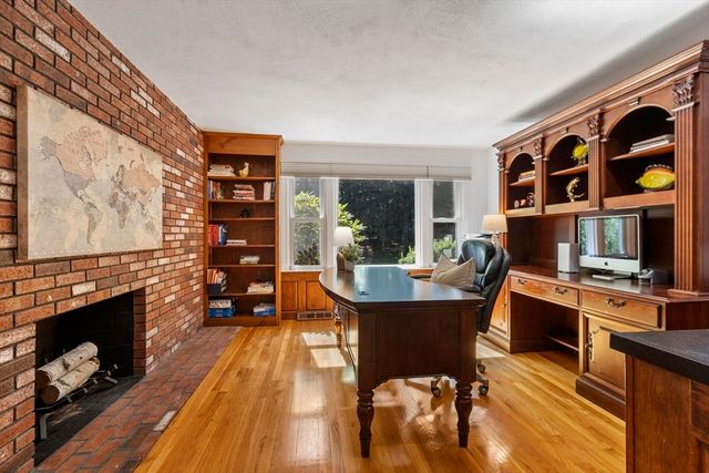 30 Goose Pond Rd, Lincoln, MA 01773