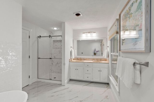 30 Goose Pond Rd, Lincoln, MA 01773