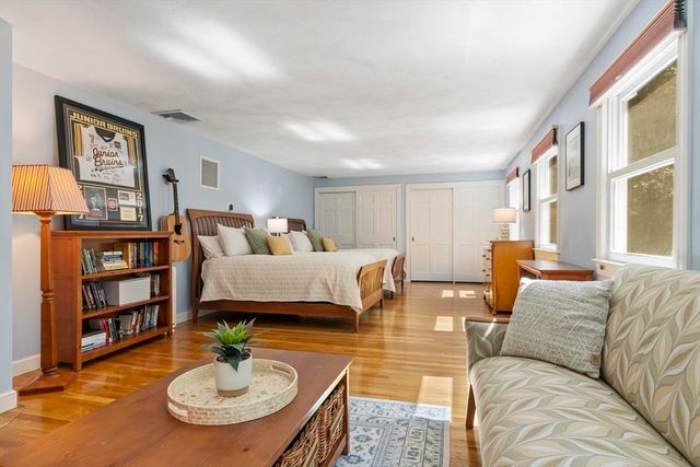 30 Goose Pond Rd, Lincoln, MA 01773