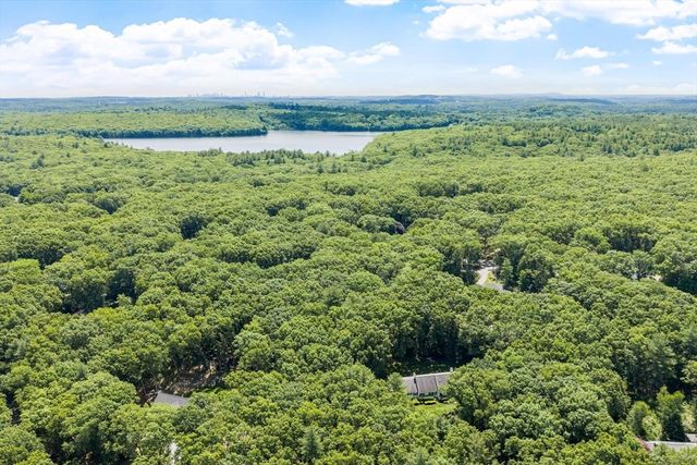 30 Goose Pond Rd, Lincoln, MA 01773