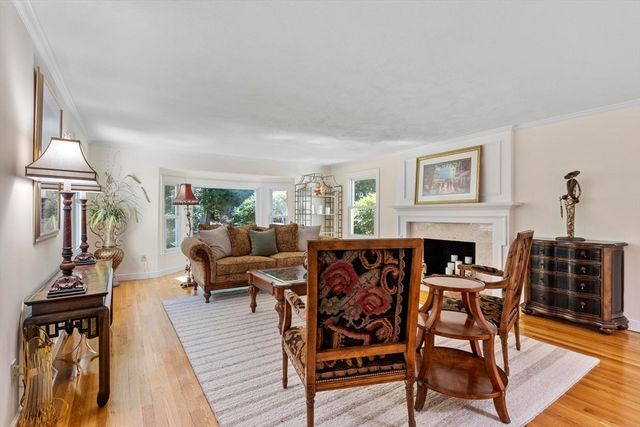 30 Goose Pond Rd, Lincoln, MA 01773
