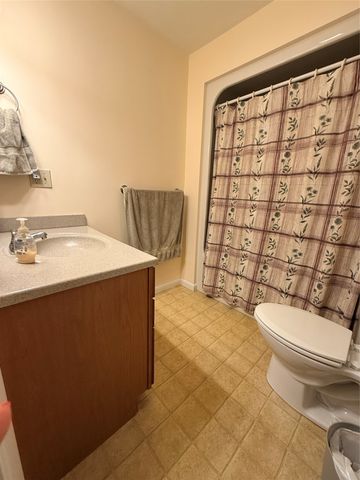 1280 RIDGEMONT Drive, Meadville, PA 16335