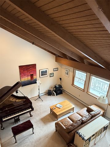 1280 RIDGEMONT Drive, Meadville, PA 16335