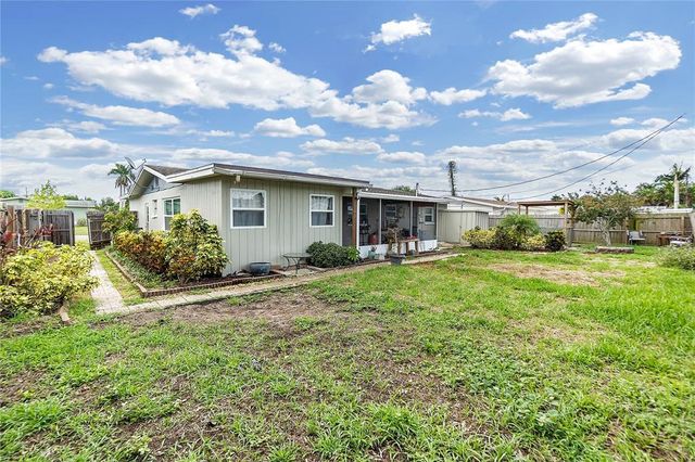 2310 33RD STREET W, Bradenton, FL 34205