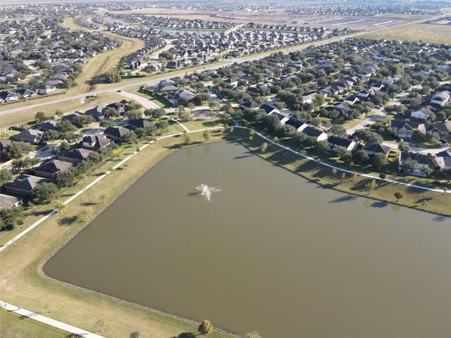 518 Honeysuckle Vine Drive, Rosenberg, TX 77469