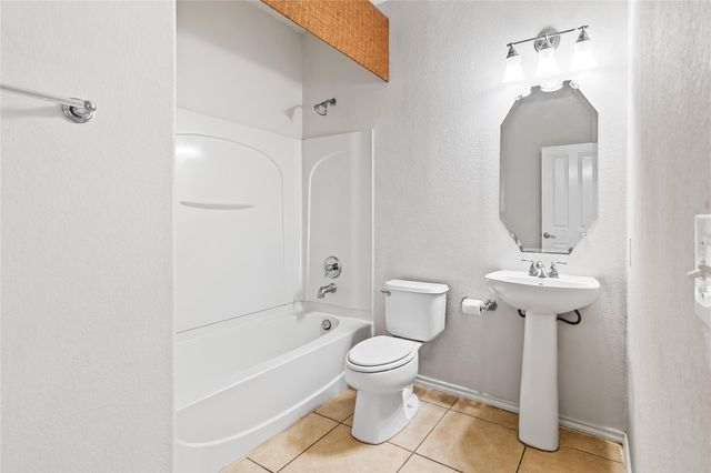 518 Honeysuckle Vine Drive, Rosenberg, TX 77469