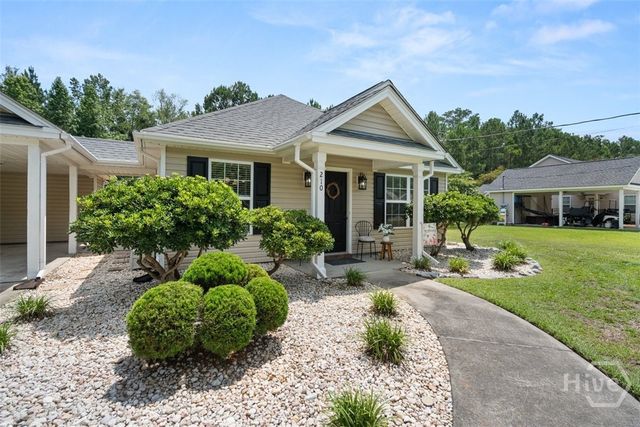 210 Lindsey Drive, Richmond Hill, GA 31324