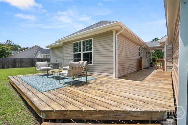 210 Lindsey Drive, Richmond Hill, GA 31324