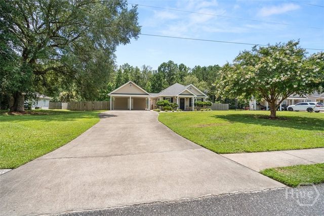 210 Lindsey Drive, Richmond Hill, GA 31324
