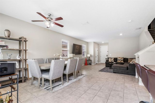 7710 SUNSHINE BRIDGE AVE, Gibsonton, FL 33534