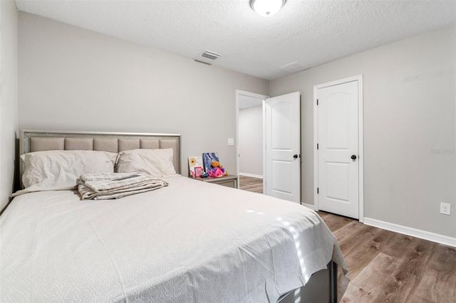 7710 SUNSHINE BRIDGE AVE, Gibsonton, FL 33534