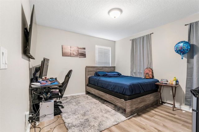 7710 SUNSHINE BRIDGE AVE, Gibsonton, FL 33534