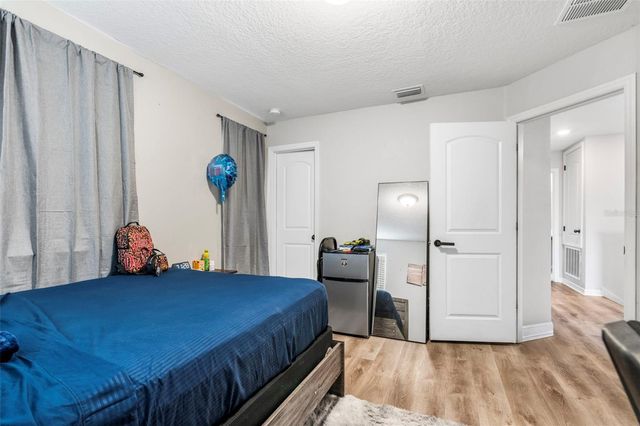 7710 SUNSHINE BRIDGE AVE, Gibsonton, FL 33534