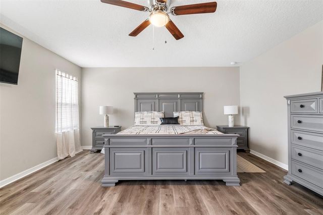 7710 SUNSHINE BRIDGE AVE, Gibsonton, FL 33534