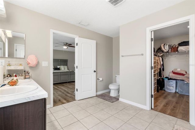 7710 SUNSHINE BRIDGE AVE, Gibsonton, FL 33534