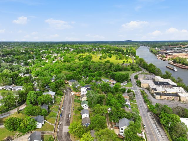 931 S 13th Ct, Nashville, TN 37206