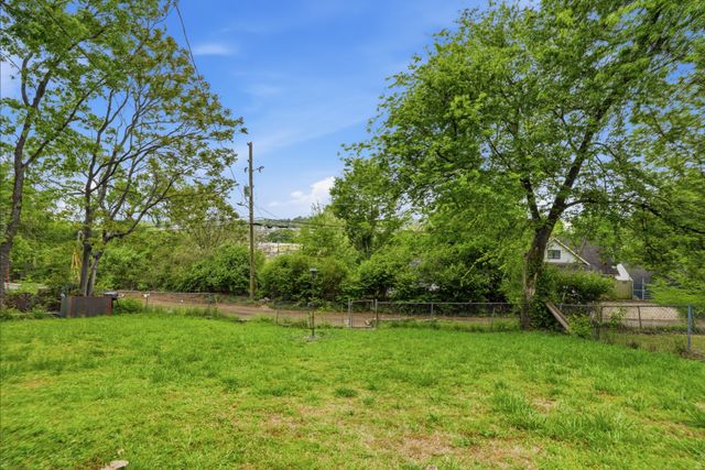 931 S 13th Ct, Nashville, TN 37206