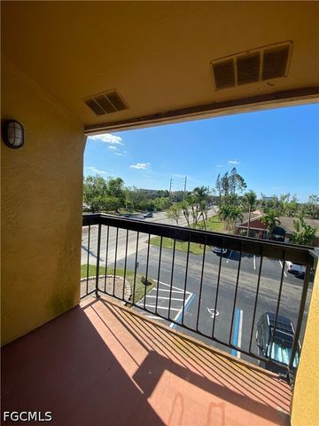 2855 Winkler AVE 124, Fort Myers, FL 33916