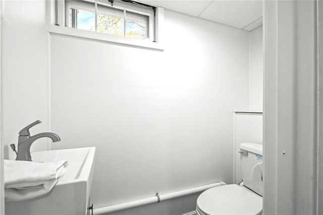 67 Montgomery Road, Swansea, MA 02777