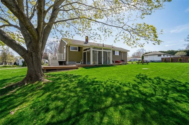 67 Montgomery Road, Swansea, MA 02777