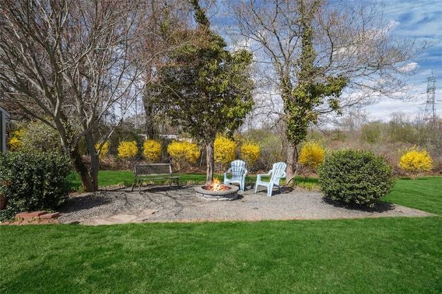 67 Montgomery Road, Swansea, MA 02777