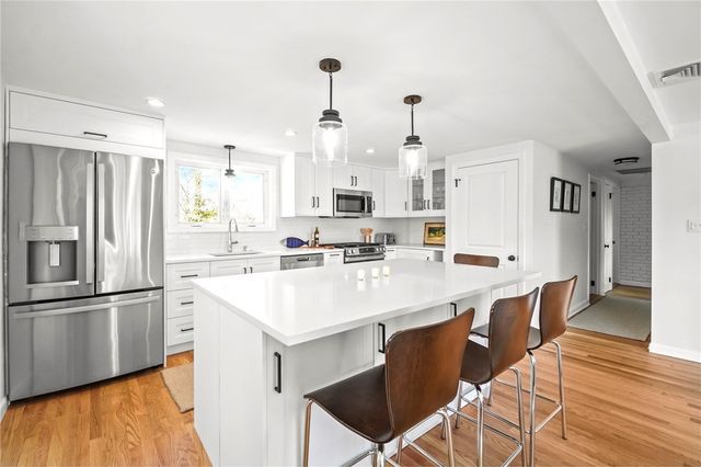 67 Montgomery Road, Swansea, MA 02777