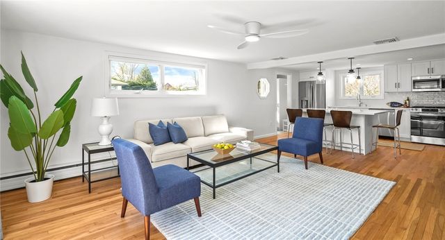 67 Montgomery Road, Swansea, MA 02777