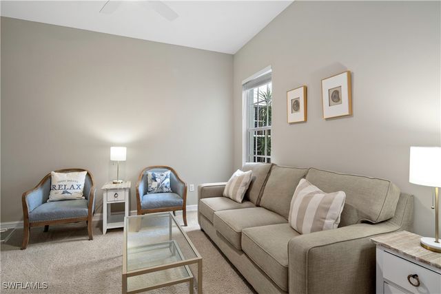 5025 Blauvelt WAY 101, Naples, FL 34105