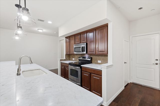 2649 Jacobson Drive, Lewisville, TX 75067