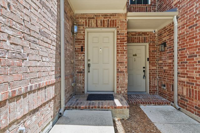 2649 Jacobson Drive, Lewisville, TX 75067