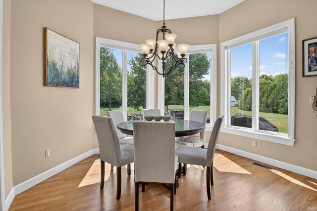 61705 Greentree Drive, South Bend, IN 46614