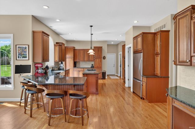 61705 Greentree Drive, South Bend, IN 46614