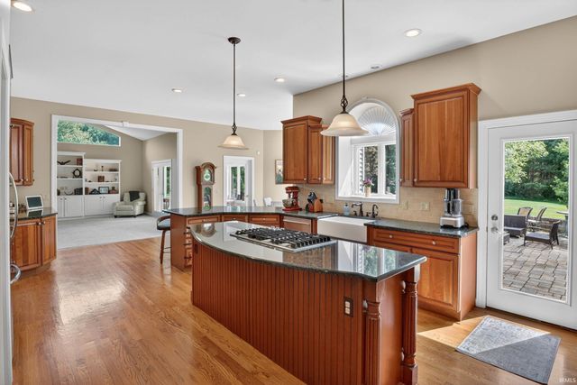 61705 Greentree Drive, South Bend, IN 46614