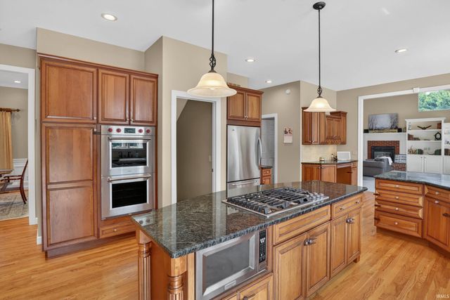 61705 Greentree Drive, South Bend, IN 46614