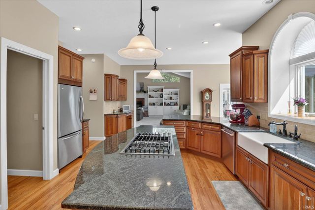 61705 Greentree Drive, South Bend, IN 46614