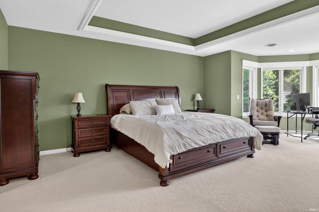 61705 Greentree Drive, South Bend, IN 46614