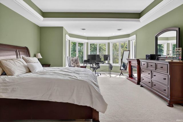 61705 Greentree Drive, South Bend, IN 46614