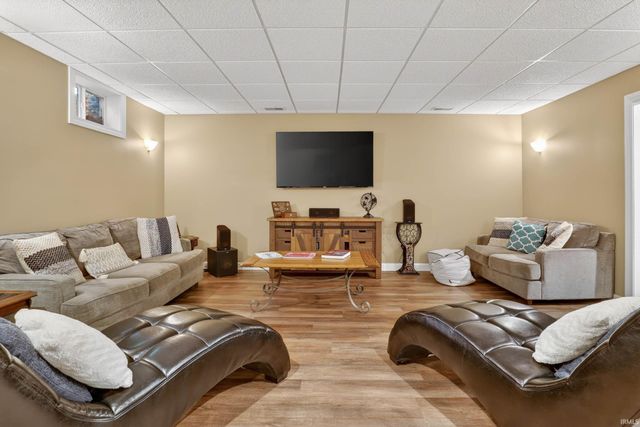 61705 Greentree Drive, South Bend, IN 46614