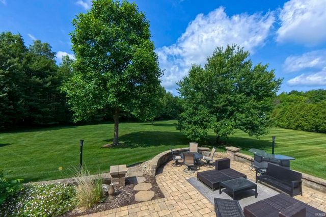 61705 Greentree Drive, South Bend, IN 46614