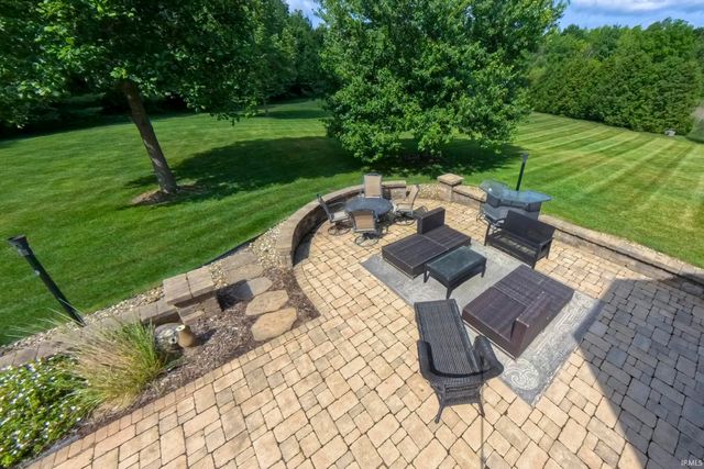 61705 Greentree Drive, South Bend, IN 46614