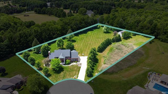 61705 Greentree Drive, South Bend, IN 46614