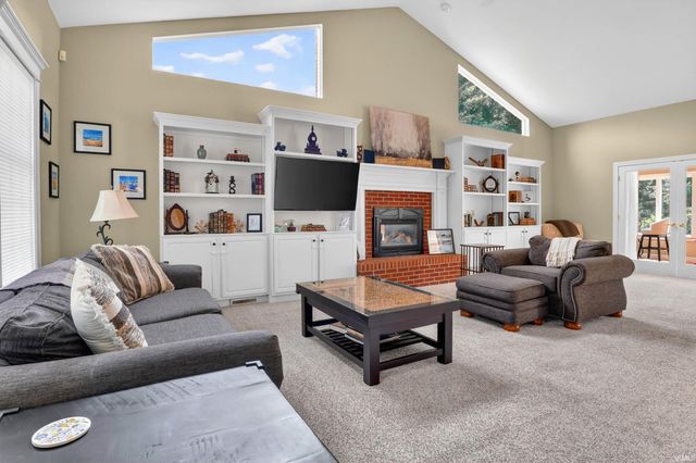61705 Greentree Drive, South Bend, IN 46614