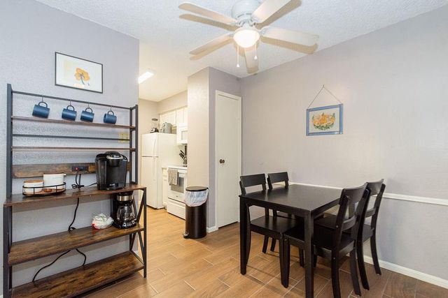 2120 El Paseo Street 603, Houston, TX 77054