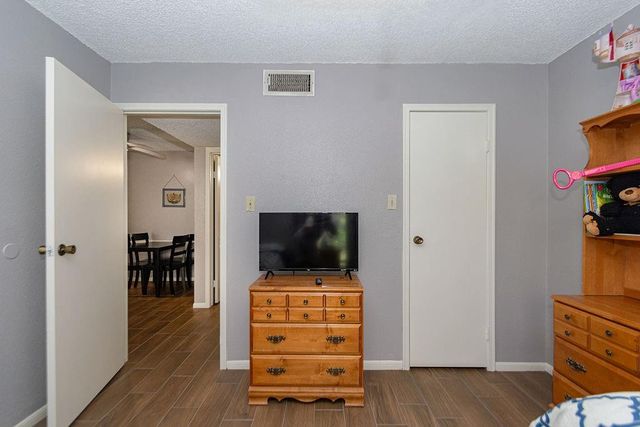 2120 El Paseo Street 603, Houston, TX 77054