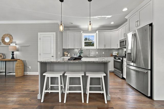 2397 Ashmore Avenue, Chattanooga, TN 37415