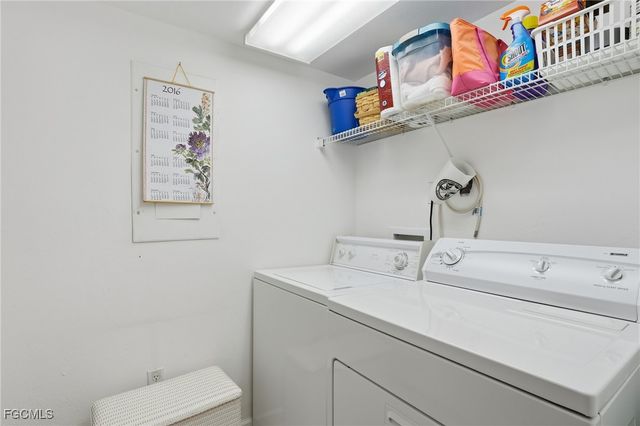 25 Bluebill AVE A801, Naples, FL 34108