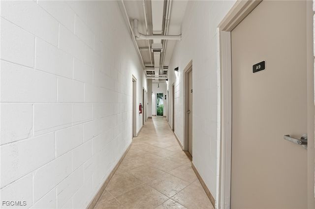 25 Bluebill AVE A801, Naples, FL 34108