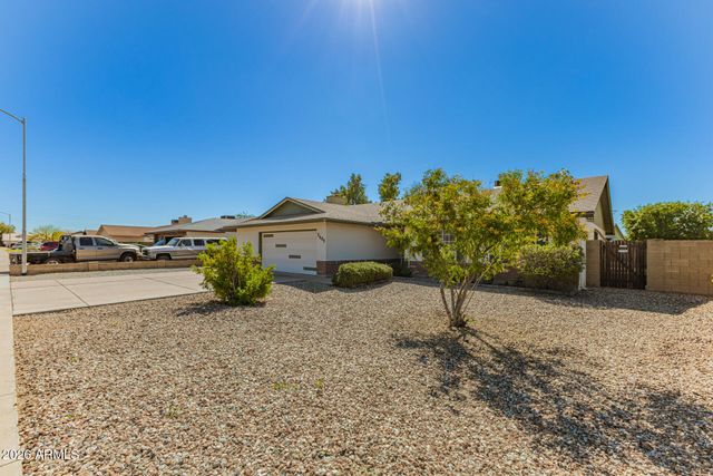 7609 W Yucca Street, Peoria, AZ 85345