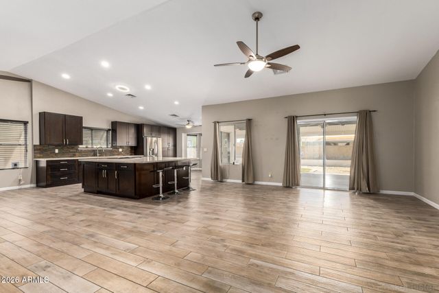 7609 W Yucca Street, Peoria, AZ 85345