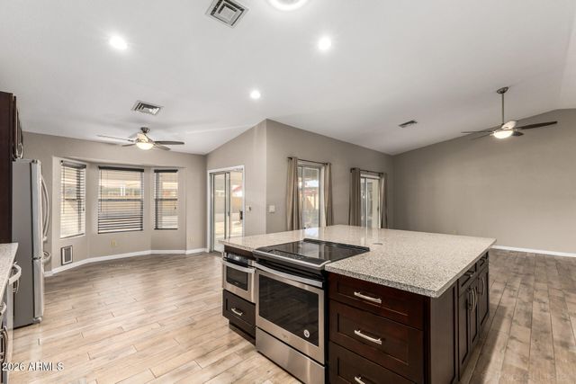 7609 W Yucca Street, Peoria, AZ 85345